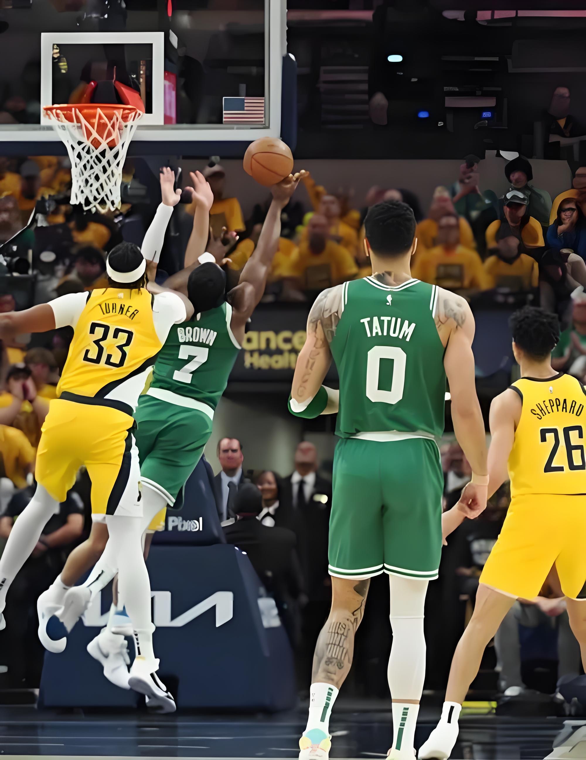 包含国际比赛日斯图加特备战NBA季后赛，完成体检细节曝光，赛场秩序良好，身体对抗强度拉满的词条