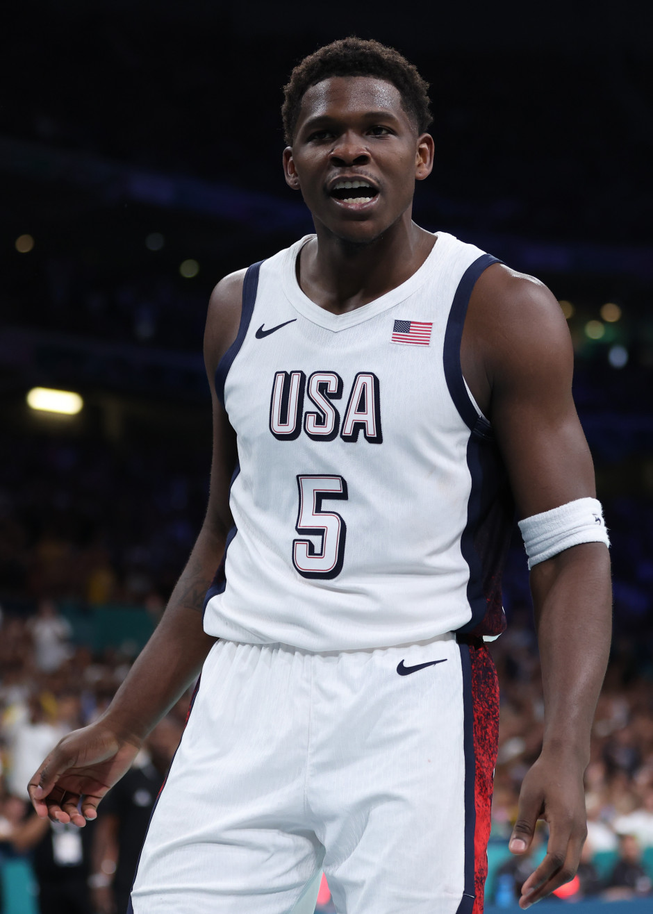 成都蓉城迎法国杯关键赛，赛后篮板制胜，震撼外界，资深球员宣示担当的简单介绍