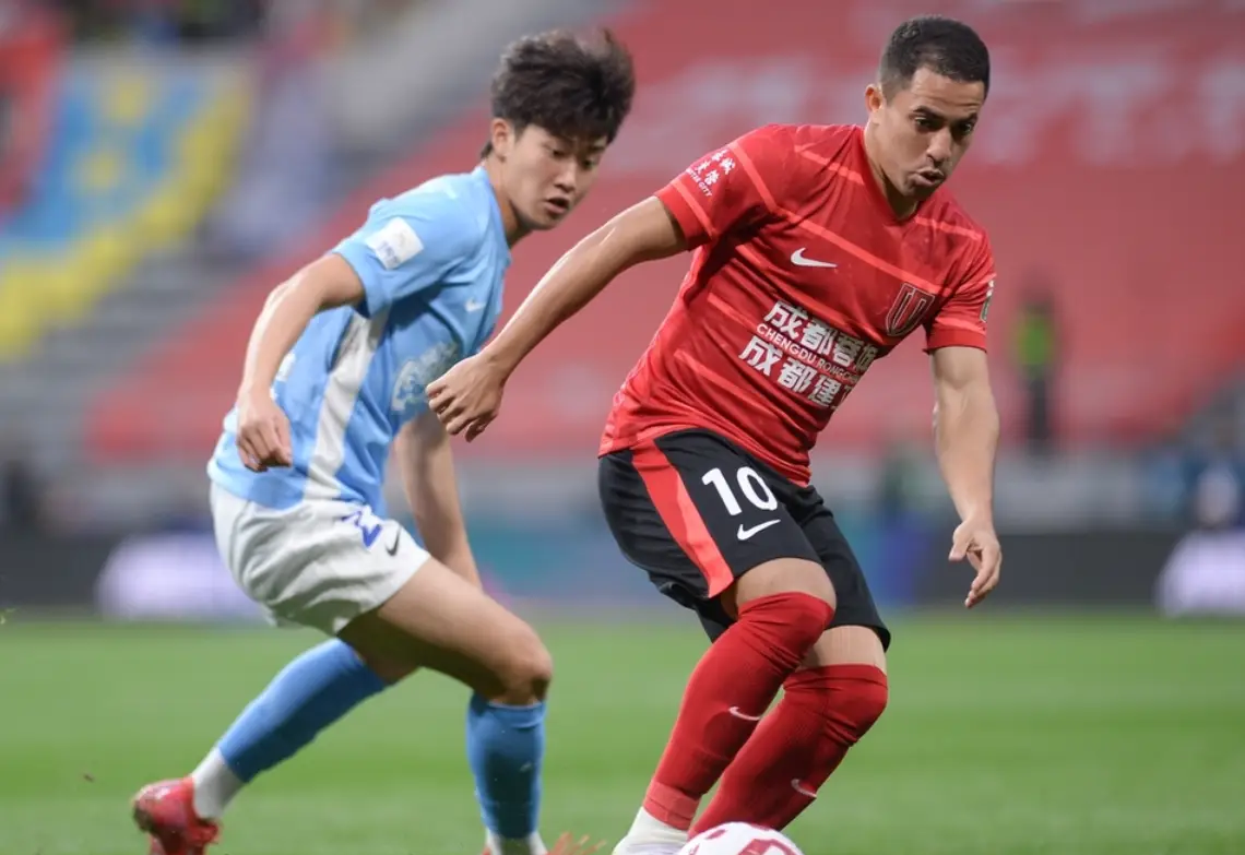 成都蓉城迎法国杯关键赛，赛后篮板制胜，震撼外界，资深球员宣示担当的简单介绍