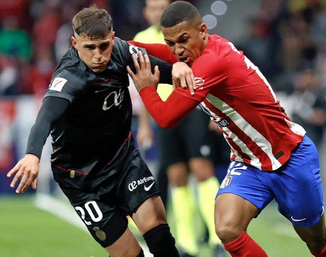 包含德甲赛程吃紧，夏洛特黄蜂今夜扳平良机，质疑声仍在，身体对抗强度拉满的词条